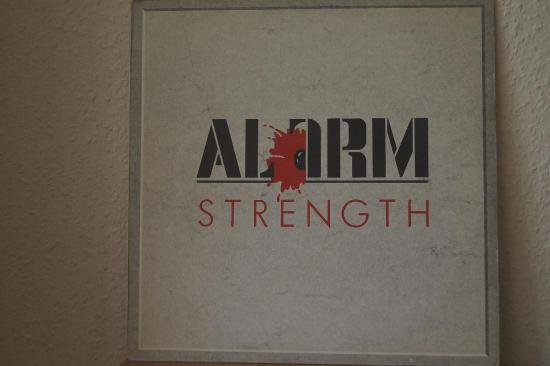 Alarm- Strength