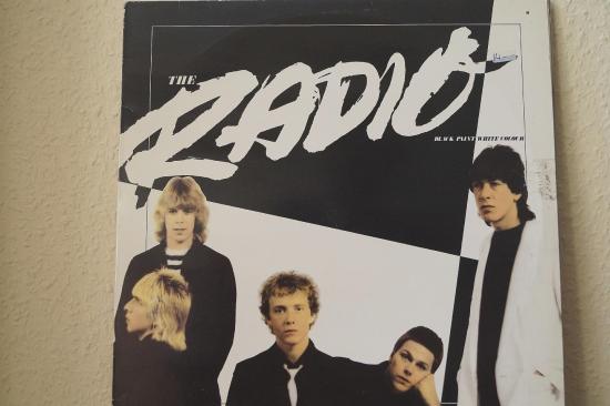 Radio- Black Paint White Colour