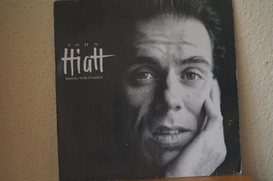 John Hiatt - Bring The Family
