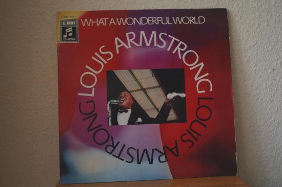 Louis Armstrong - What A Wonderful World