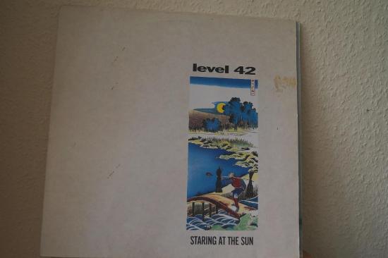 Level 42 - Staring At The Sun