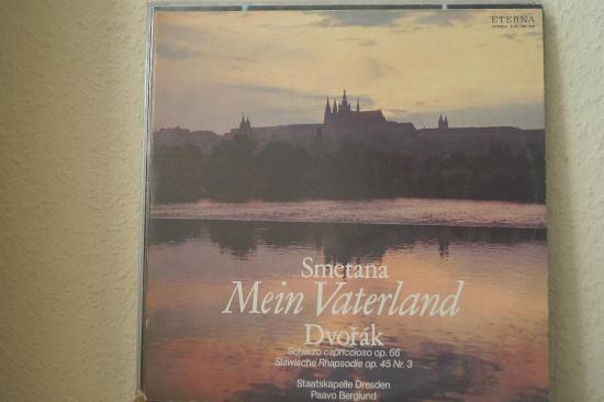 Smetana  Dvořák - Staatskapelle Dresden  Paavo Berglund 