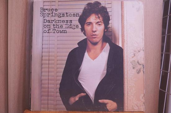 Bruce Springsteen - Darkness On The Edge Of Town