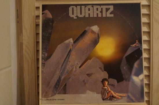 Quartz- Quartz