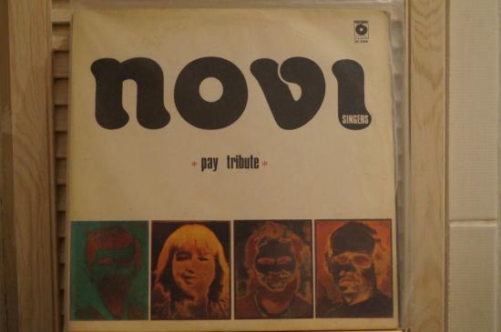Novi Singers - Pay Tribute