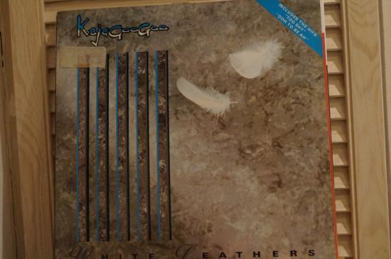 KajaGooGoo - White Feathers