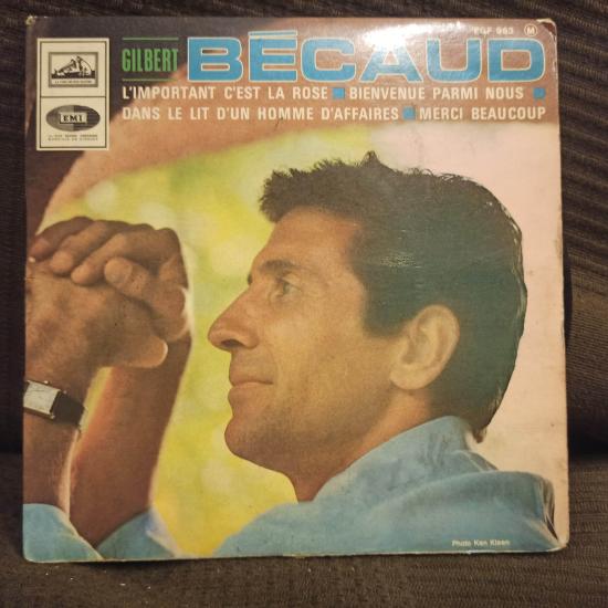 Gilbert Bécaud - L'important C'est La Rose