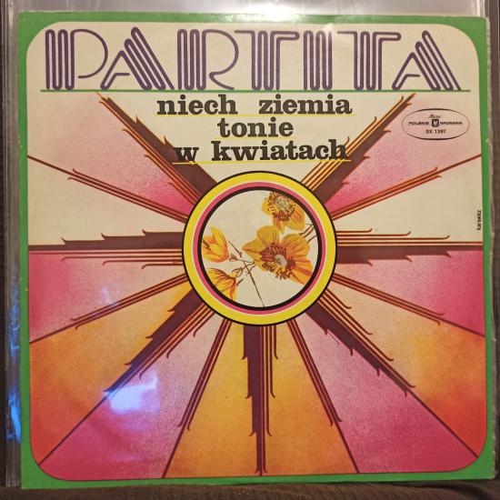 Partita -Niech Ziemia Tonie W Kwiatach