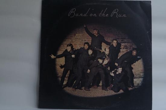 Wings-Band On The Run