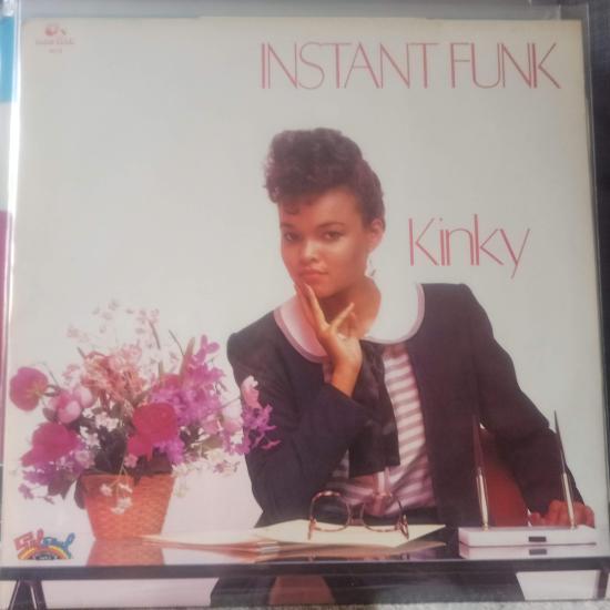  Kinky